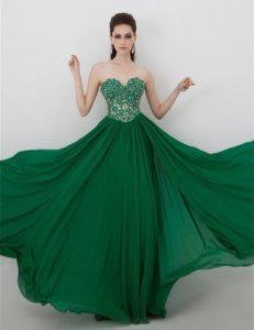 Платье зеленое с черными колготками